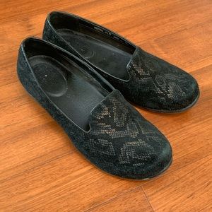 Dansko Black Olivia Loafers size 37